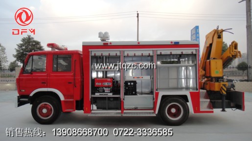 東風(fēng)153搶險(xiǎn)救援消防車(側(cè)面)
