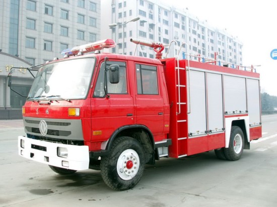 東風(fēng)153水罐消防車(6-7噸)